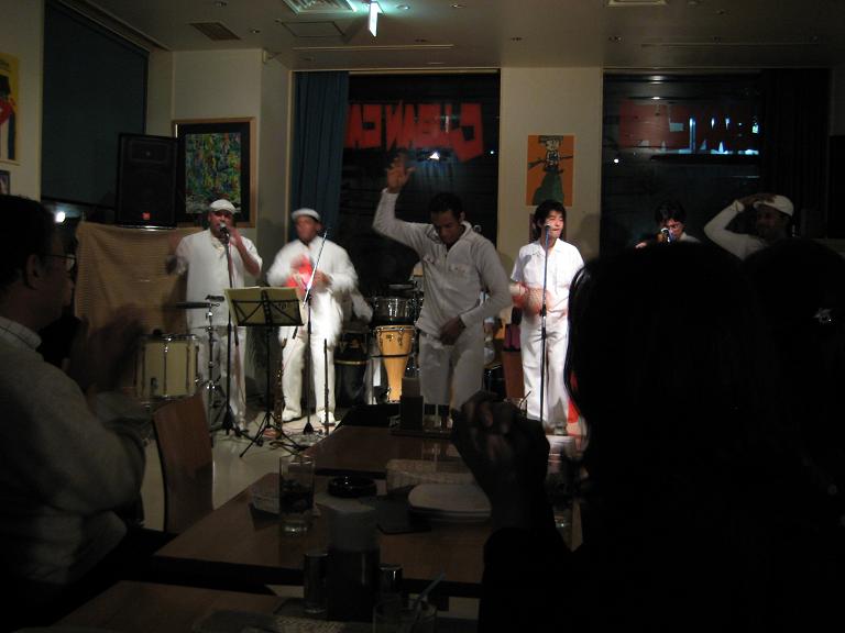 Rumba con Cubanos（築地キューバンカフェ）