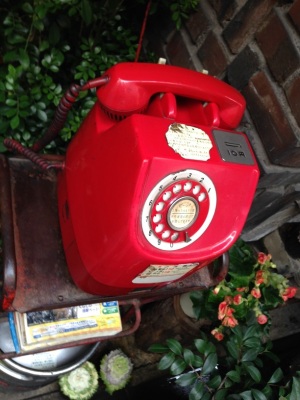 赤い電話